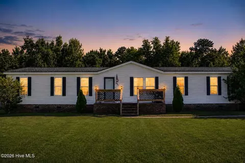 206 Pinto Pl, Jacksonville, NC 28546