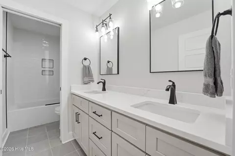 Bath - 3 Sapphire Ct, Pinehurst, NC 28374 photo 3 of 3