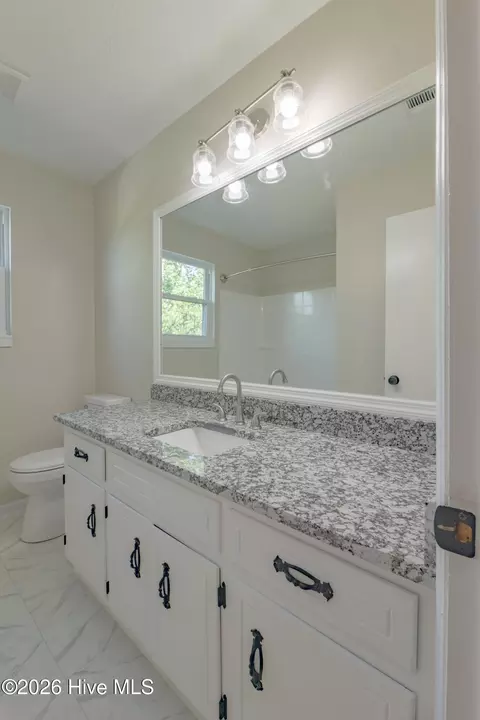 Bath - 3974 Willowood Rd, Martinez, GA 30907 photo 5 of 6