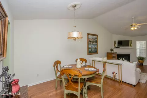 Dining - 10 Charlestowne Dr, Augusta, GA 30907 photo 1 of 4