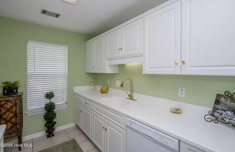 Kitchen - 10 Charlestowne Dr, Augusta, GA 30907 photo 5 of 6