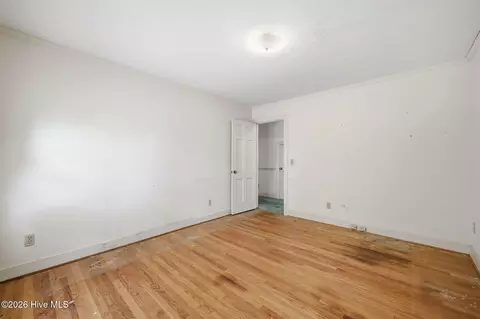 Bedroom - 841 Highway 123 S, Hookerton, NC 28538 photo 6 of 7