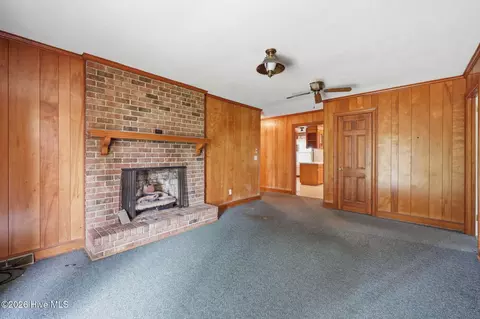 Living - 841 Highway 123 S, Hookerton, NC 28538 photo 1 of 3