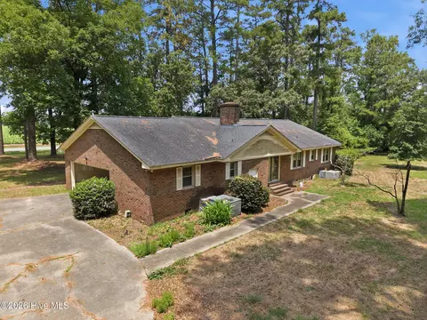 Exterior - 841 Highway 123 S, Hookerton, NC 28538 photo 3 of 5