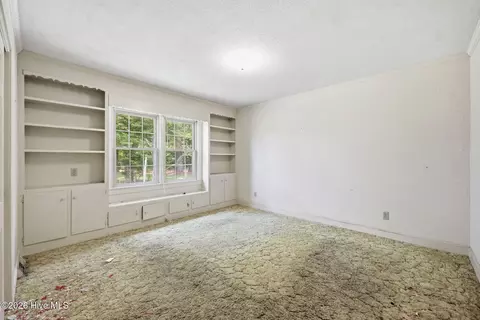Bedroom - 841 Highway 123 S, Hookerton, NC 28538 photo 5 of 7