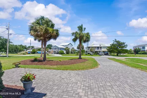 Exterior - 113 Cedar Ln, Cedar Point, NC 28584 photo 9 of 16