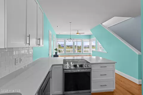 Kitchen - 113 Cedar Ln, Cedar Point, NC 28584 photo 2 of 5