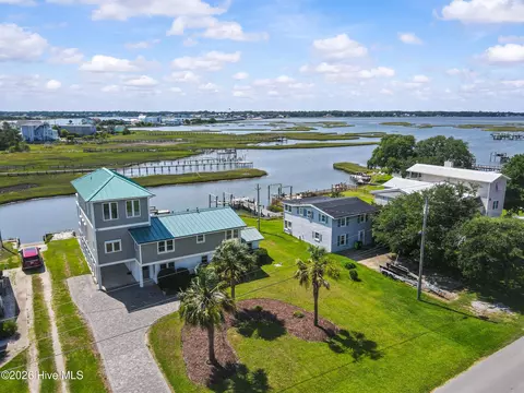 View/Area - 113 Cedar Ln, Cedar Point, NC 28584 photo 2 of 15