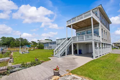 Exterior - 113 Cedar Ln, Cedar Point, NC 28584 photo 4 of 16