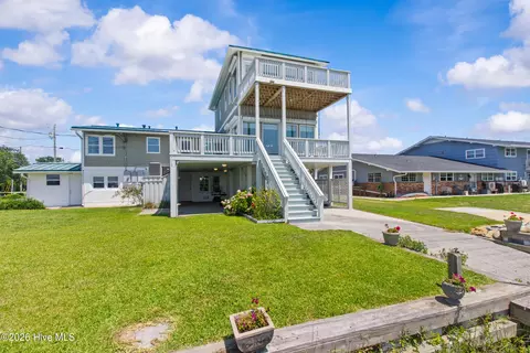 Exterior - 113 Cedar Ln, Cedar Point, NC 28584 photo 7 of 16