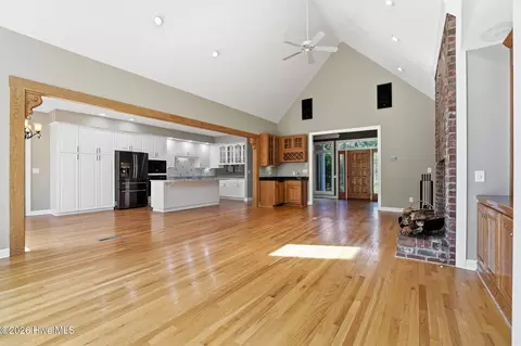 Living - 27 Mcmichael Dr, Pinehurst, NC 28374 photo 5 of 7