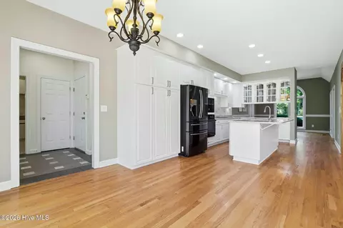 Entry Way - 27 Mcmichael Dr, Pinehurst, NC 28374 photo 3 of 3