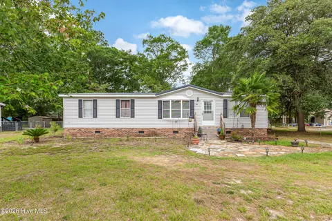 2193 Helmsman Dr SW, Supply, NC 28462