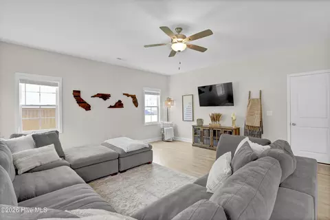 Living - 821 Cooke Dr, Hubert, NC 28539 photo 1 of 1