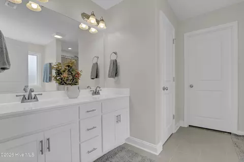 Bath - 821 Cooke Dr, Hubert, NC 28539 photo 3 of 4