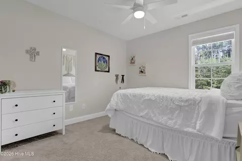 Bedroom - 821 Cooke Dr, Hubert, NC 28539 photo 5 of 9