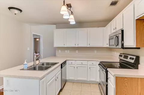 Kitchen - 4478 Galway Dr, Evans, GA 30809 photo 4 of 4