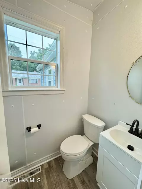 Bath - 2 Fewell Ave, Weldon, NC 27890 photo 2 of 2