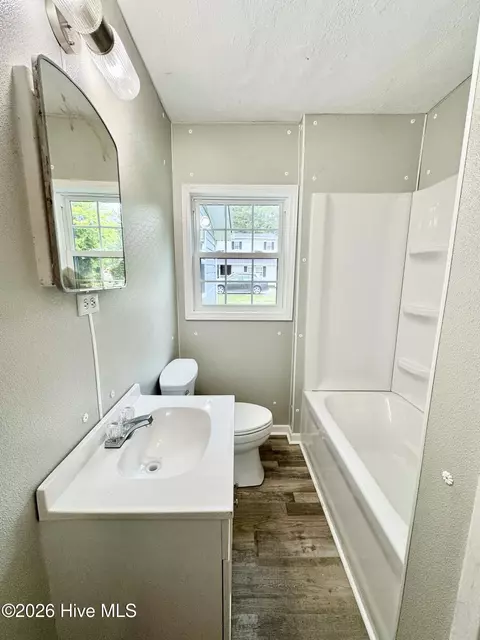 Bath - 2 Fewell Ave, Weldon, NC 27890 photo 1 of 2