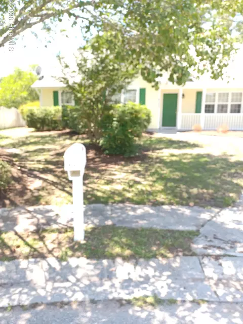 6302 Peyton Ct, Wilmington, NC 28409