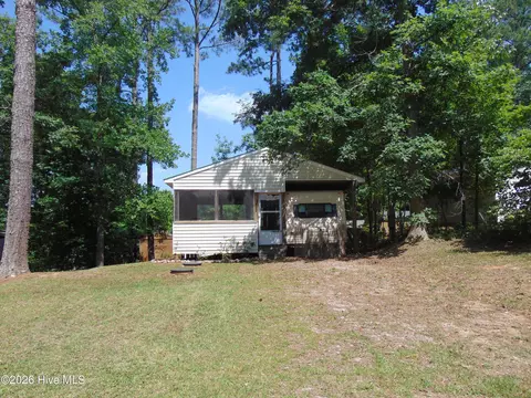 110 Cimarron Dr, Louisburg, NC 27549