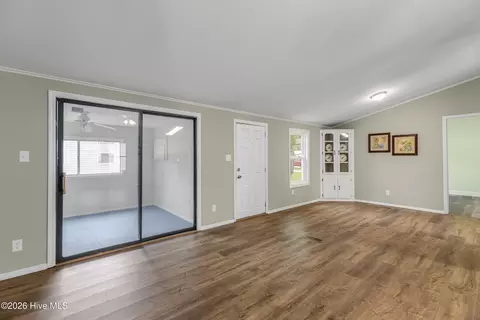 406 Ensign Ct, Hampstead, NC 28443 photo 8