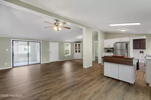 406 Ensign Ct, Hampstead, NC 28443 photo 18