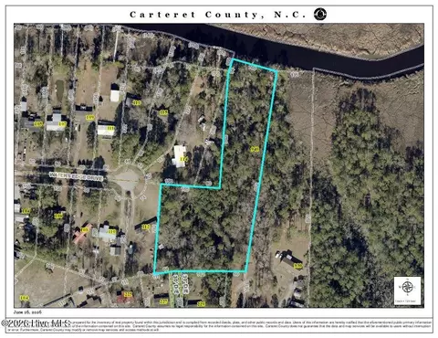 940 Lightwood Dr, Newport, NC 28570