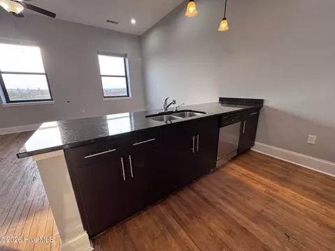 Kitchen - 936 Broad St #412, Augusta, GA 30901 photo 2 of 3