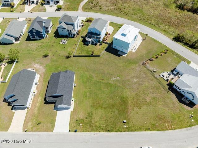 1304 Fathom Way, Morehead City, NC 28557