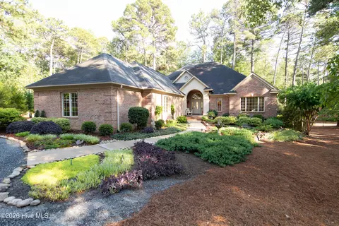 Exterior - 18 Oxton Cir, Pinehurst, NC 28374 photo 3 of 24