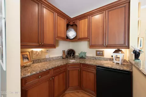 Kitchen - 18 Oxton Cir, Pinehurst, NC 28374 photo 5 of 16