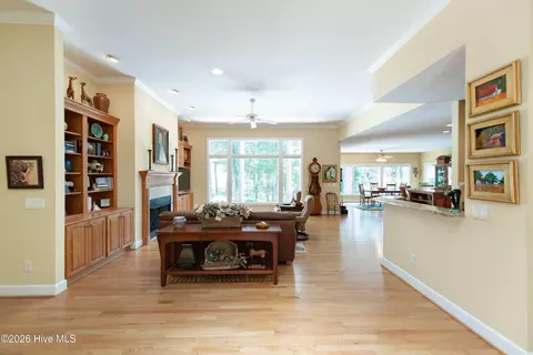Living - 18 Oxton Cir, Pinehurst, NC 28374 photo 1 of 3