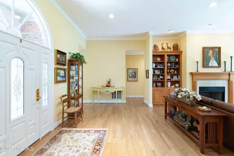 Entry Way - 18 Oxton Cir, Pinehurst, NC 28374 photo 1 of 7