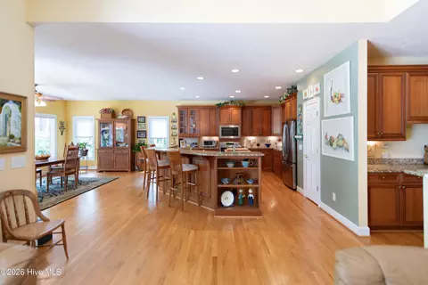 Kitchen - 18 Oxton Cir, Pinehurst, NC 28374 photo 1 of 16