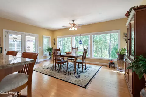 Dining - 18 Oxton Cir, Pinehurst, NC 28374 photo 1 of 2
