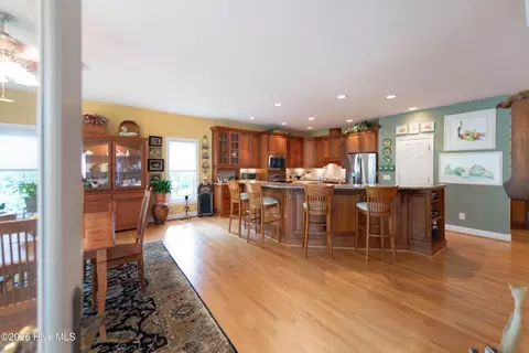 Kitchen - 18 Oxton Cir, Pinehurst, NC 28374 photo 16 of 16