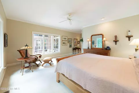 Bedroom - 18 Oxton Cir, Pinehurst, NC 28374 photo 3 of 7