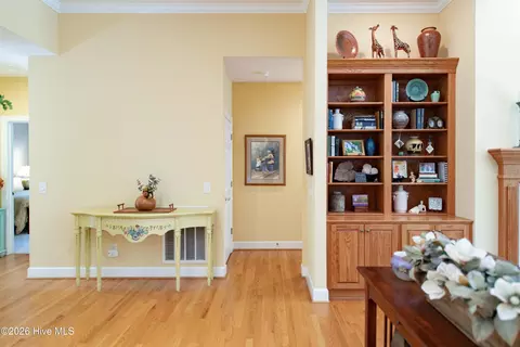 Entry Way - 18 Oxton Cir, Pinehurst, NC 28374 photo 6 of 7