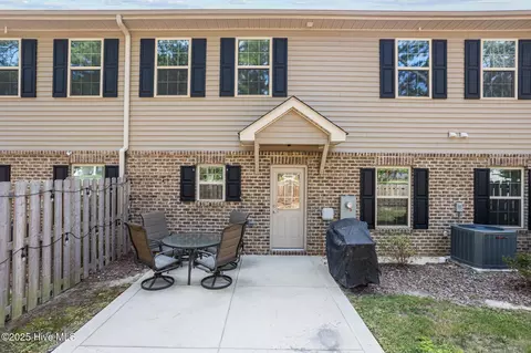 127 Lark Dr, West End, NC 27376 photo 10