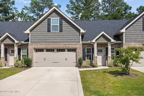 127 Lark Dr, West End, NC 27376 photo 6