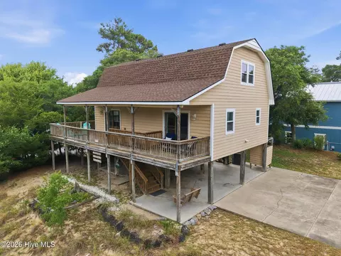 136 Sea Dunes Dr, Emerald Isle, NC 28594
