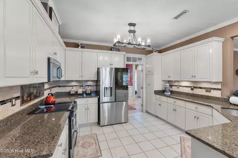 Kitchen - 5104 Windmill Pl, Evans, GA 30809 photo 3 of 4