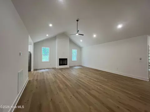 Living - 912 Thrush Dr, Vass, NC 28394 photo 3 of 6