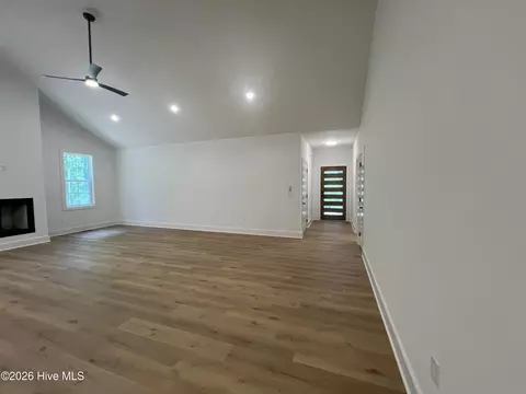Living - 912 Thrush Dr, Vass, NC 28394 photo 2 of 6