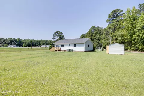 Exterior - 682 Cherry Rd, Washington, NC 27889 photo 5 of 5