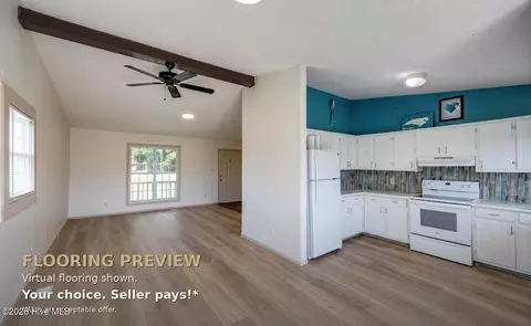 Living - 682 Cherry Rd, Washington, NC 27889 photo 4 of 4