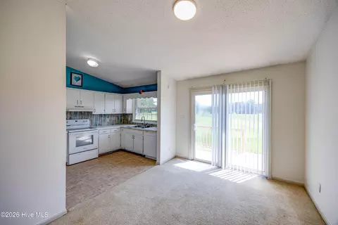 Dining - 682 Cherry Rd, Washington, NC 27889 photo 1 of 1