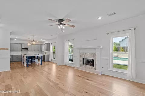 Living - 5145 Windmill Pl, Evans, GA 30809 photo 2 of 6