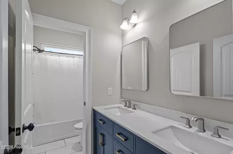 Bath - 5145 Windmill Pl, Evans, GA 30809 photo 6 of 6